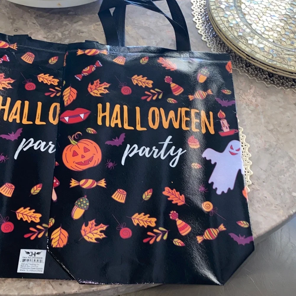 Halloween Celebration Tote Bags - 4pc